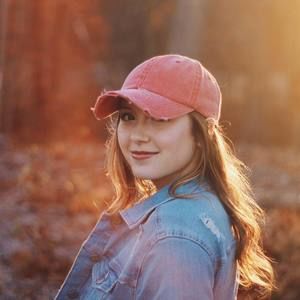 Meet your Posher, Dana